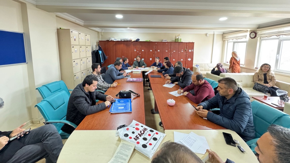 2. DÖNEM ŞUBE ÖĞRETMENLER KURUL(ŞÖK) TOPLANTISI YAPILDI